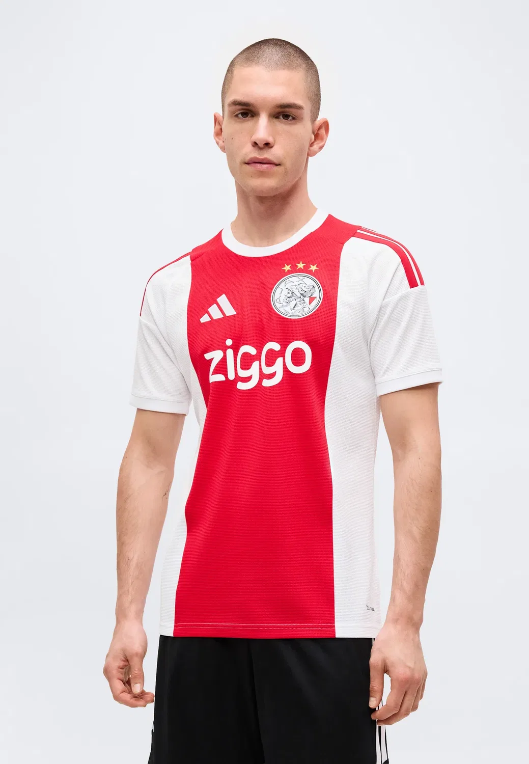 Домашняя форма «Аякса» Амстердам, сезон 26/27, клубная форма Adidas Performance, White/Red
