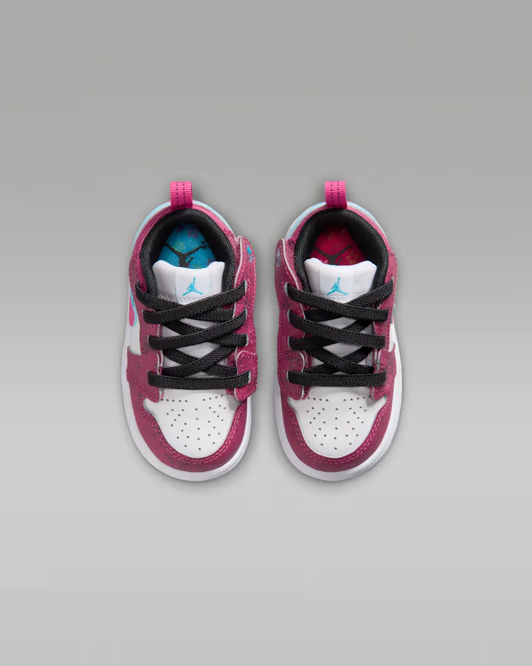 Детская/подростковая обувь Jordan 1 Low Alt SE, Sweet Beet/White/Baltic Blue/Off Noir — фото 4