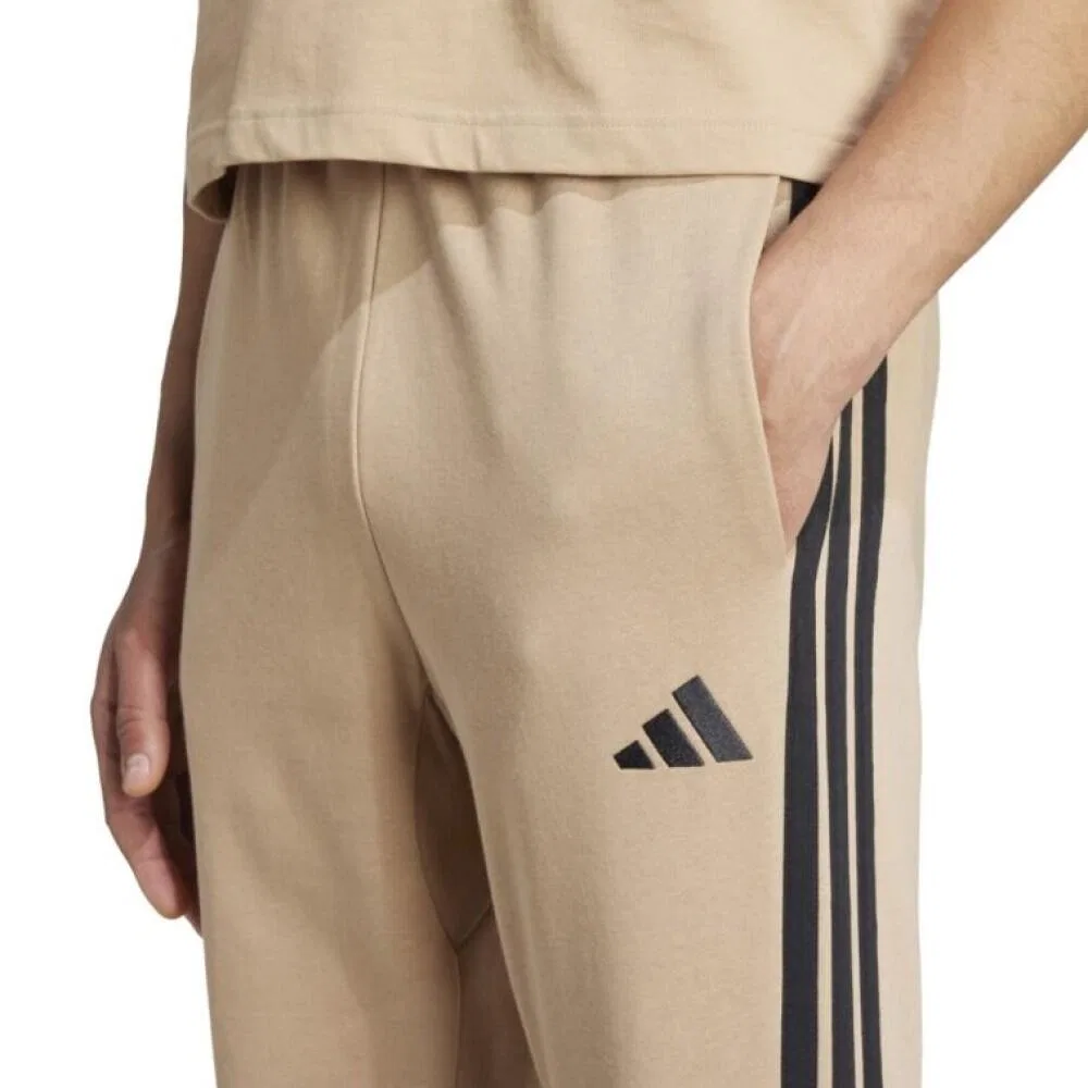 Мужские спортивные штаны из флиса adidas Essentials 3-Stripes Fleece, Braun / Weiss / Beige — фото 2