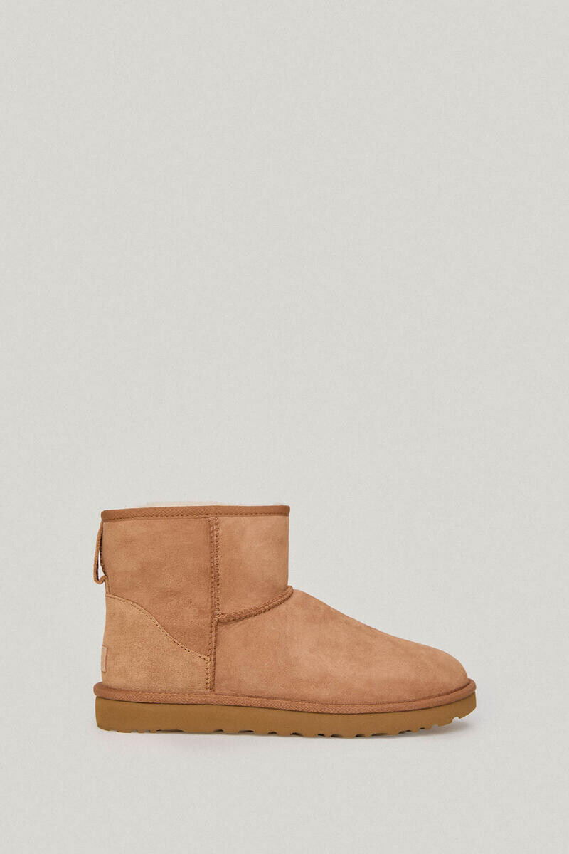 

Женский ботинок Ugg, коричневый
