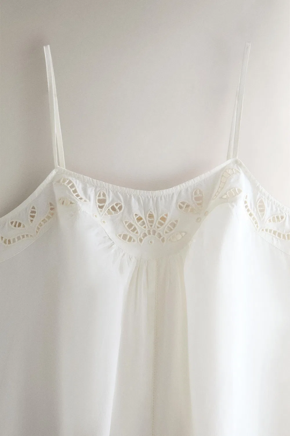 Хлопковая ночная рубашка с вышивкой ZARA, Oyster-white — фото 2