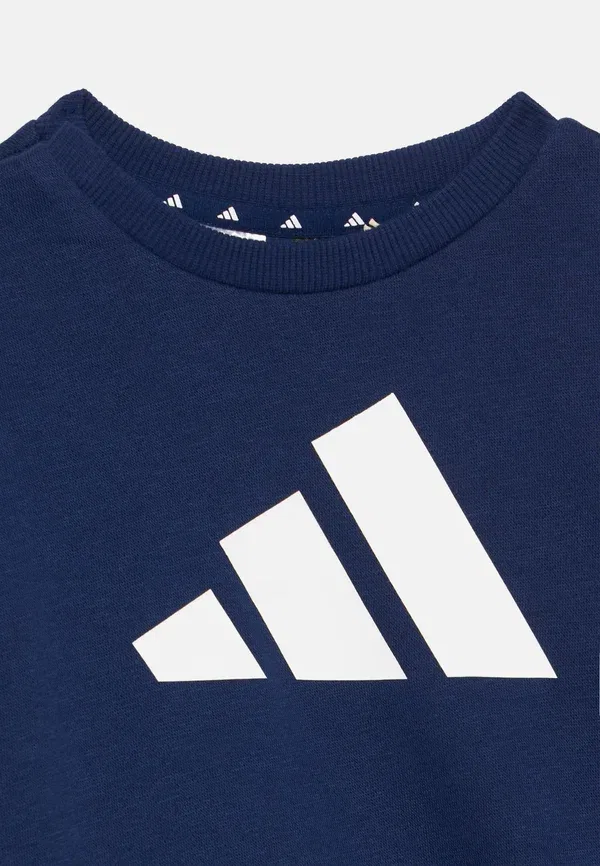 Детский спортивный костюм Adidas Performance, белый/темно-синий — фото 4