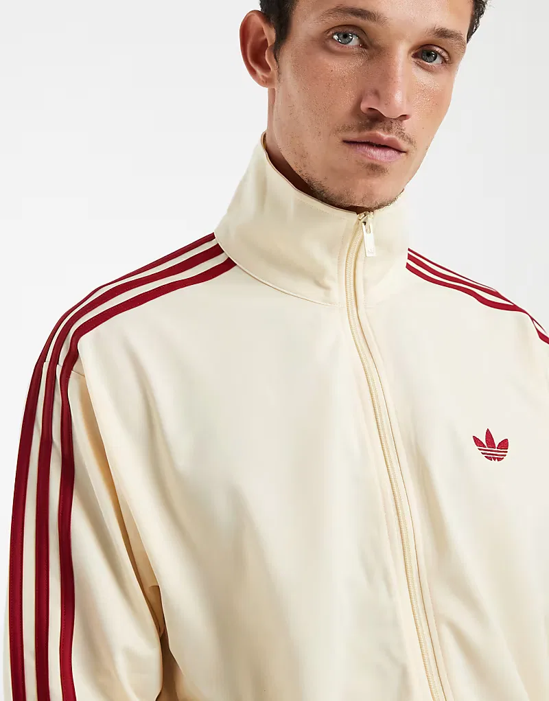 Куртка спортивная Firebird Adidas Originals, Warm Vanilla/Team Victory — фото 4