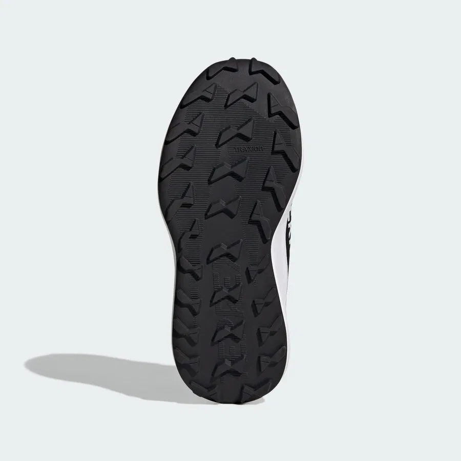 Кроссовки ADIDAS TERREX Flats 'Agravic' черного цвета — фото 4