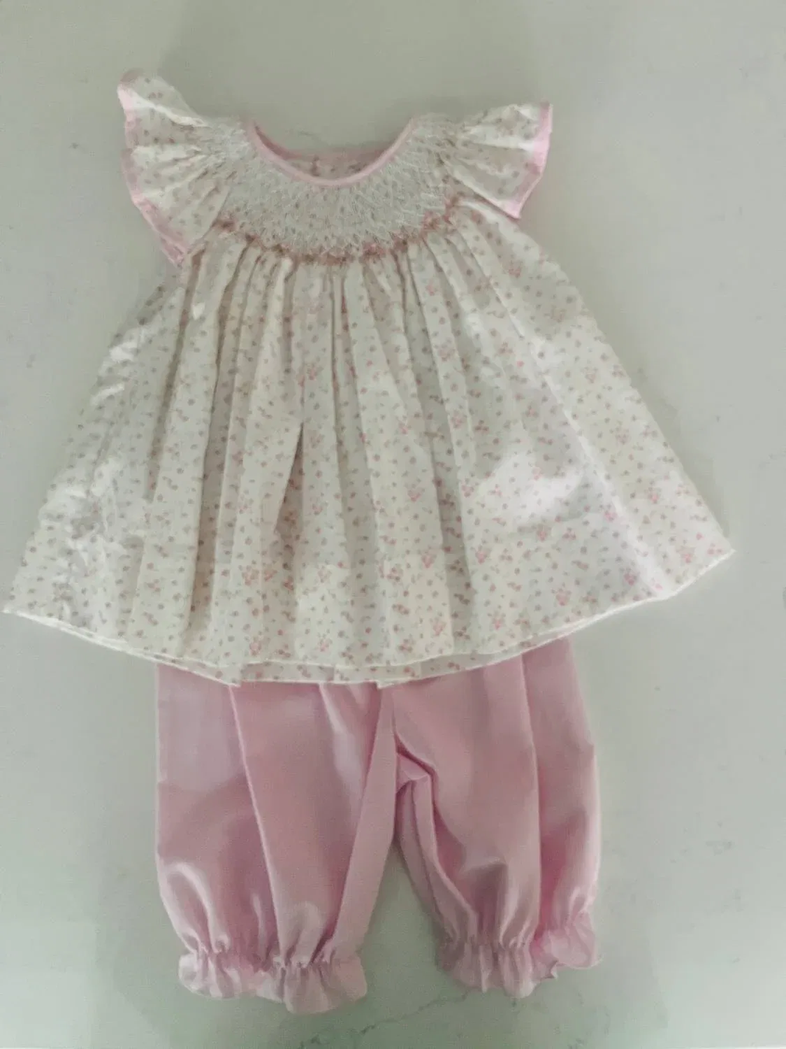 Детский комплект для девочек с цветочным принтом Girl's Smock Top And Pants Set Petit Ami Zubels, Light Pink