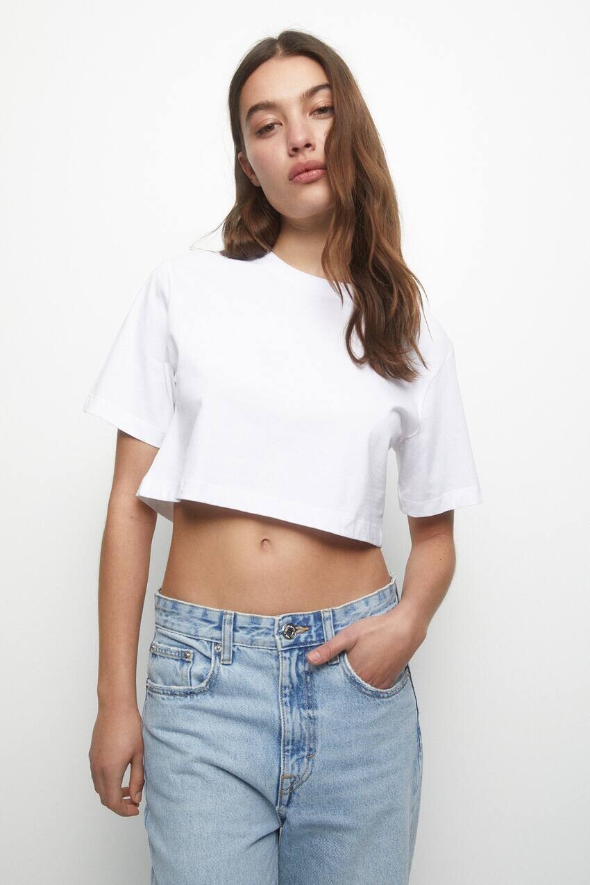 

Базовая укороченная футболка Pull&Bear, белый