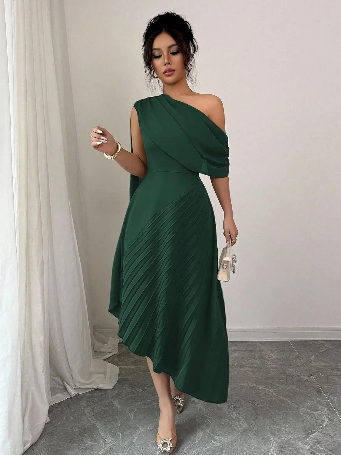 Женское A-силуэта платье без рукавов с асимметричным вырезом, Dark Green — фото 4