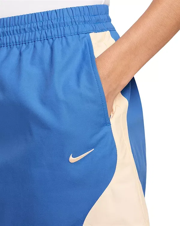 Женская мини-юбка из хлопка и нейлона с цветными боковыми вставками Nike, Photo Blue/Chalk — фото 4