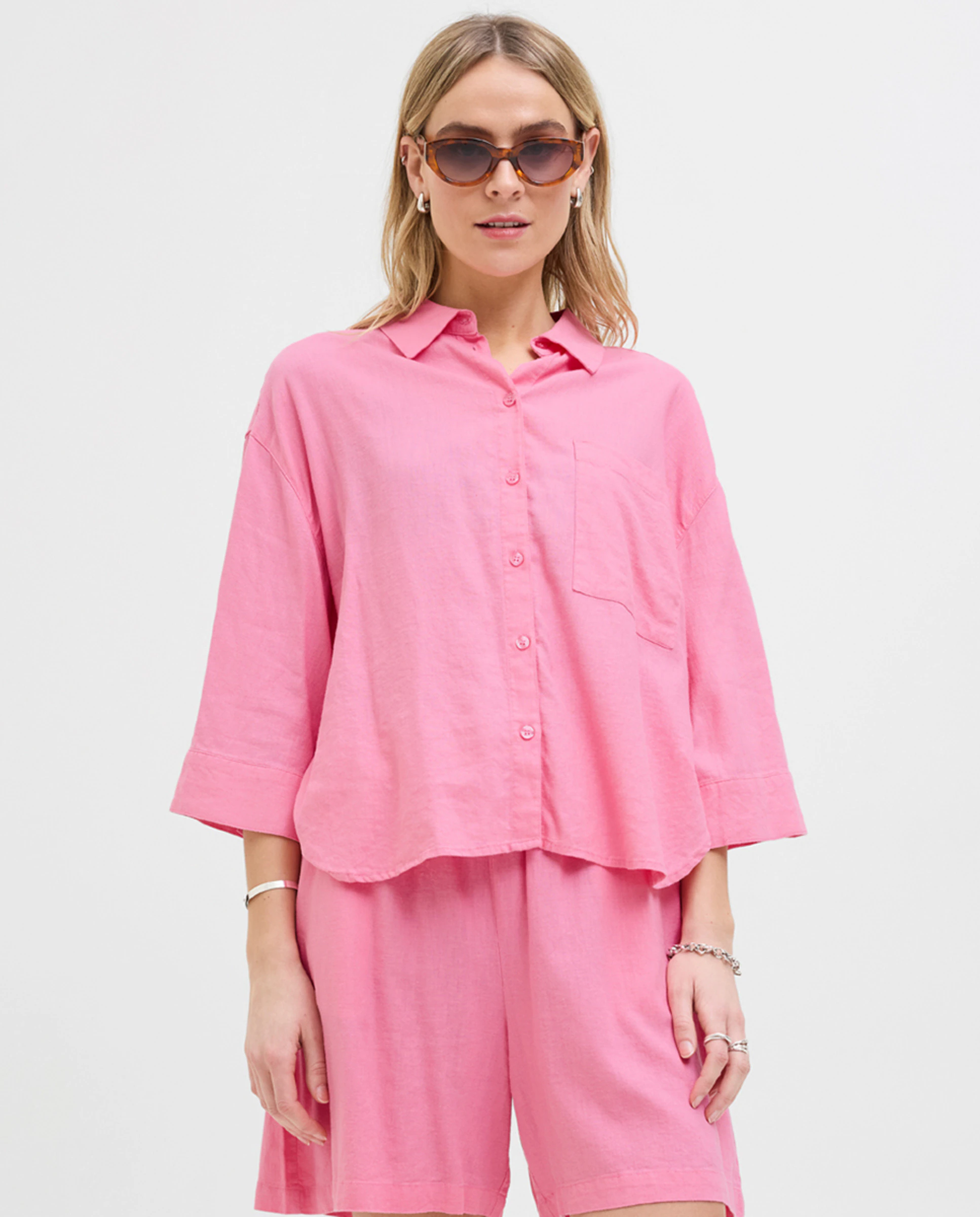 

Женская оверсайз рубашка Jack & Jones, розовый