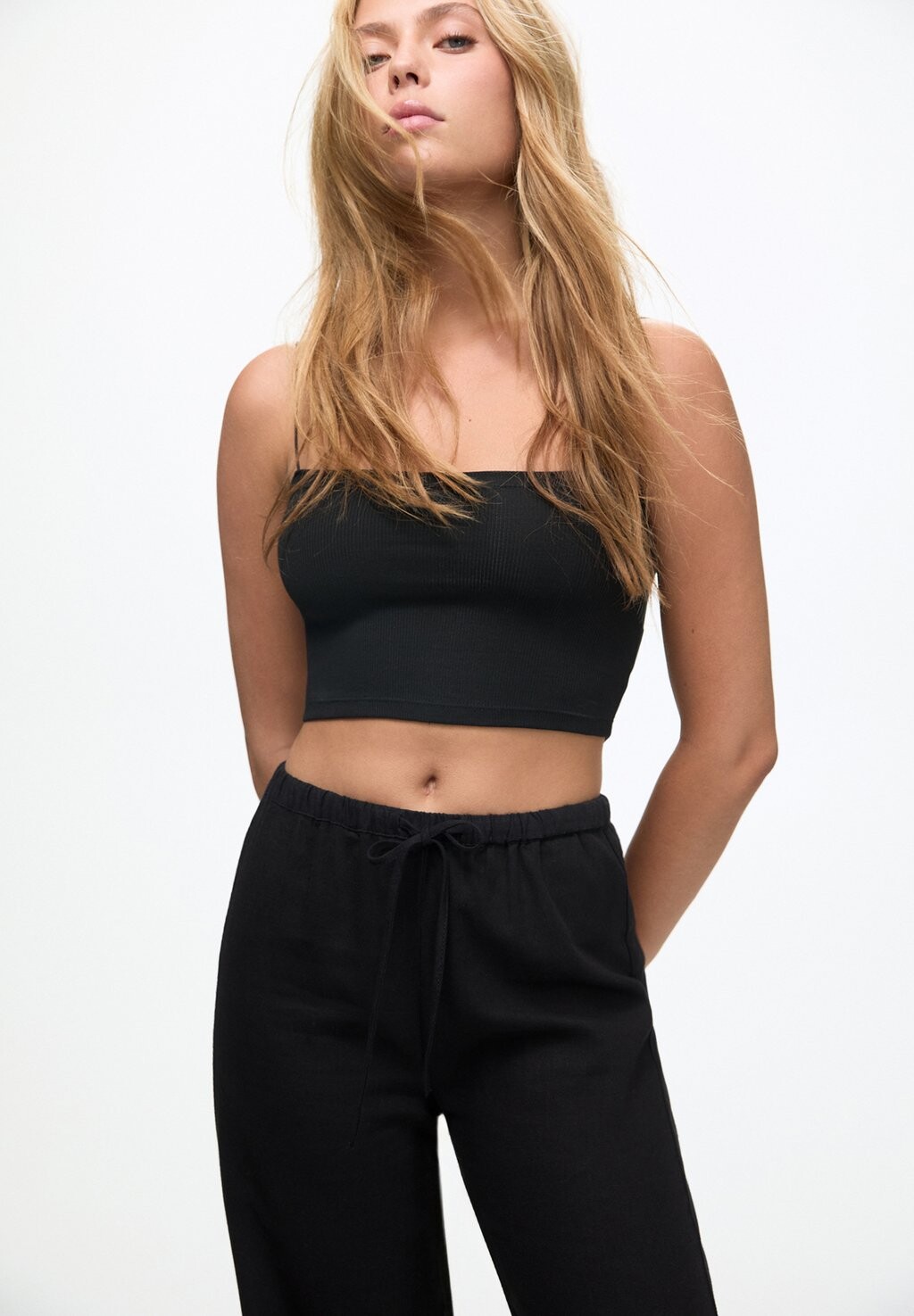 

Брюки Loose-Fitting Rustic PULL&BEAR, черные