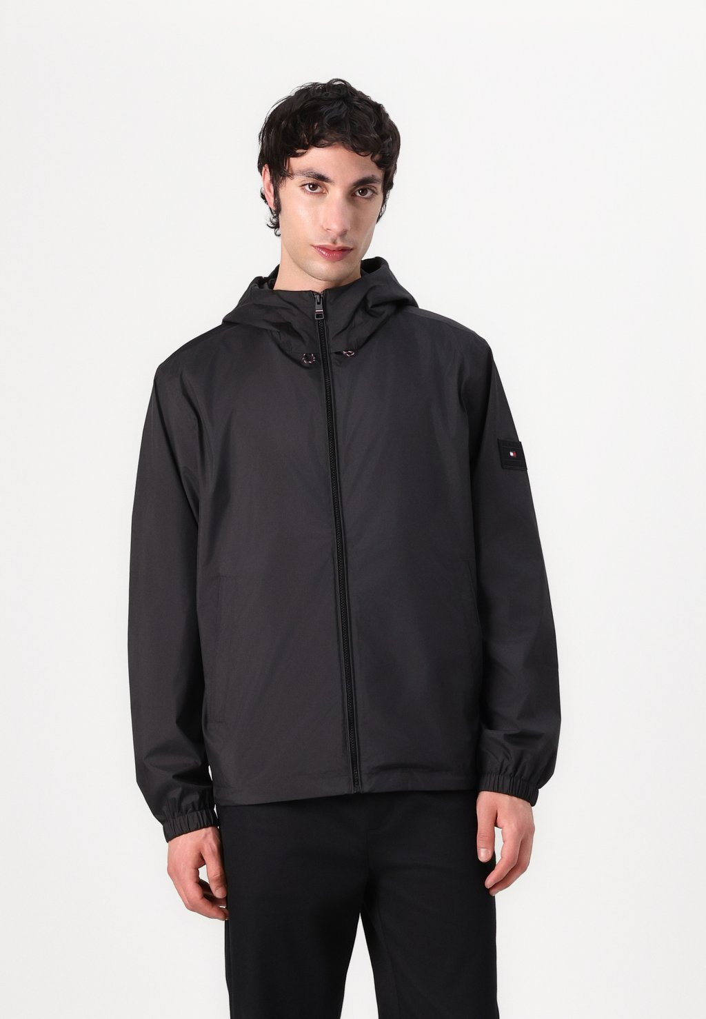 

Легкая куртка HOODED JACKET Tommy Hilfiger, черный