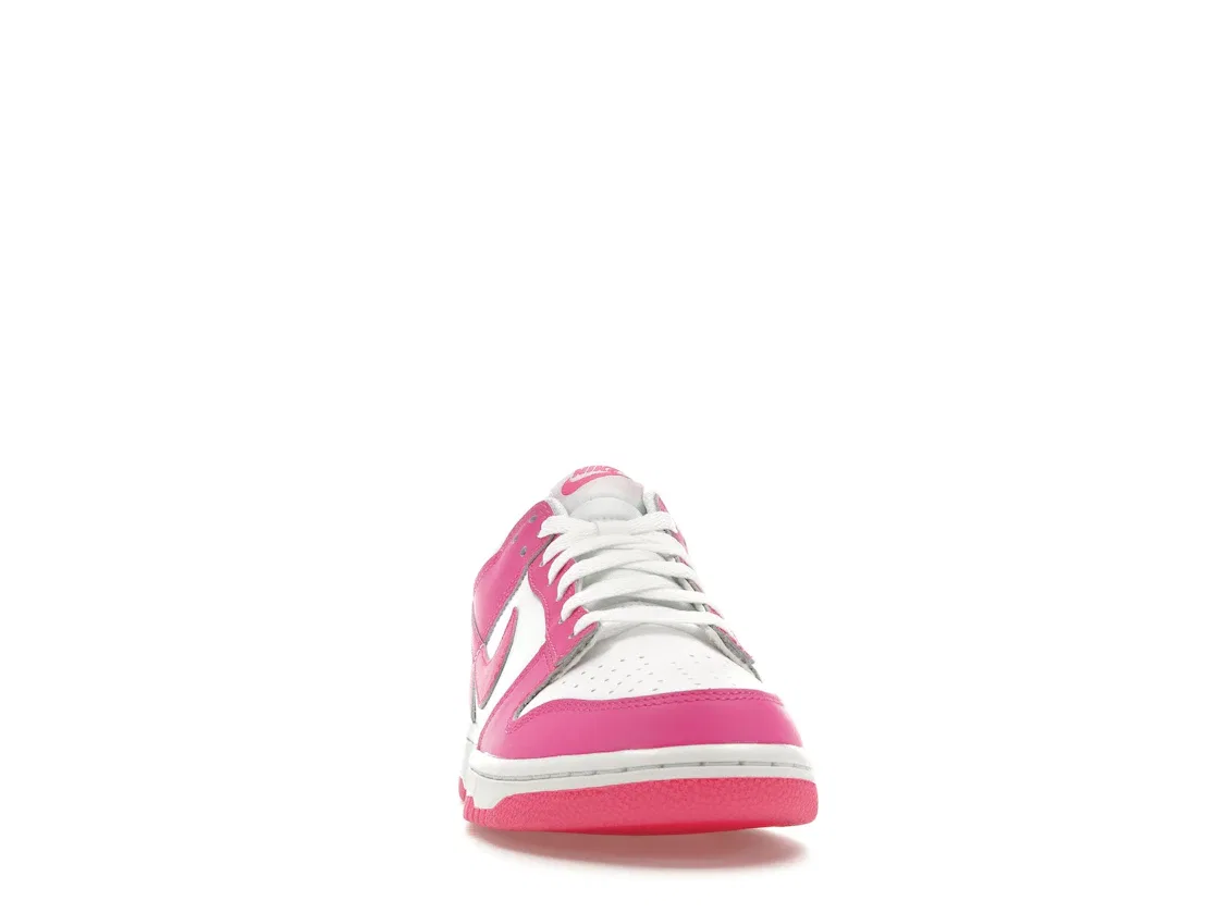 Детские кроссовки с ярким принтом Nike Dunk Low Nike, White/Laser Fuchsia — фото 2