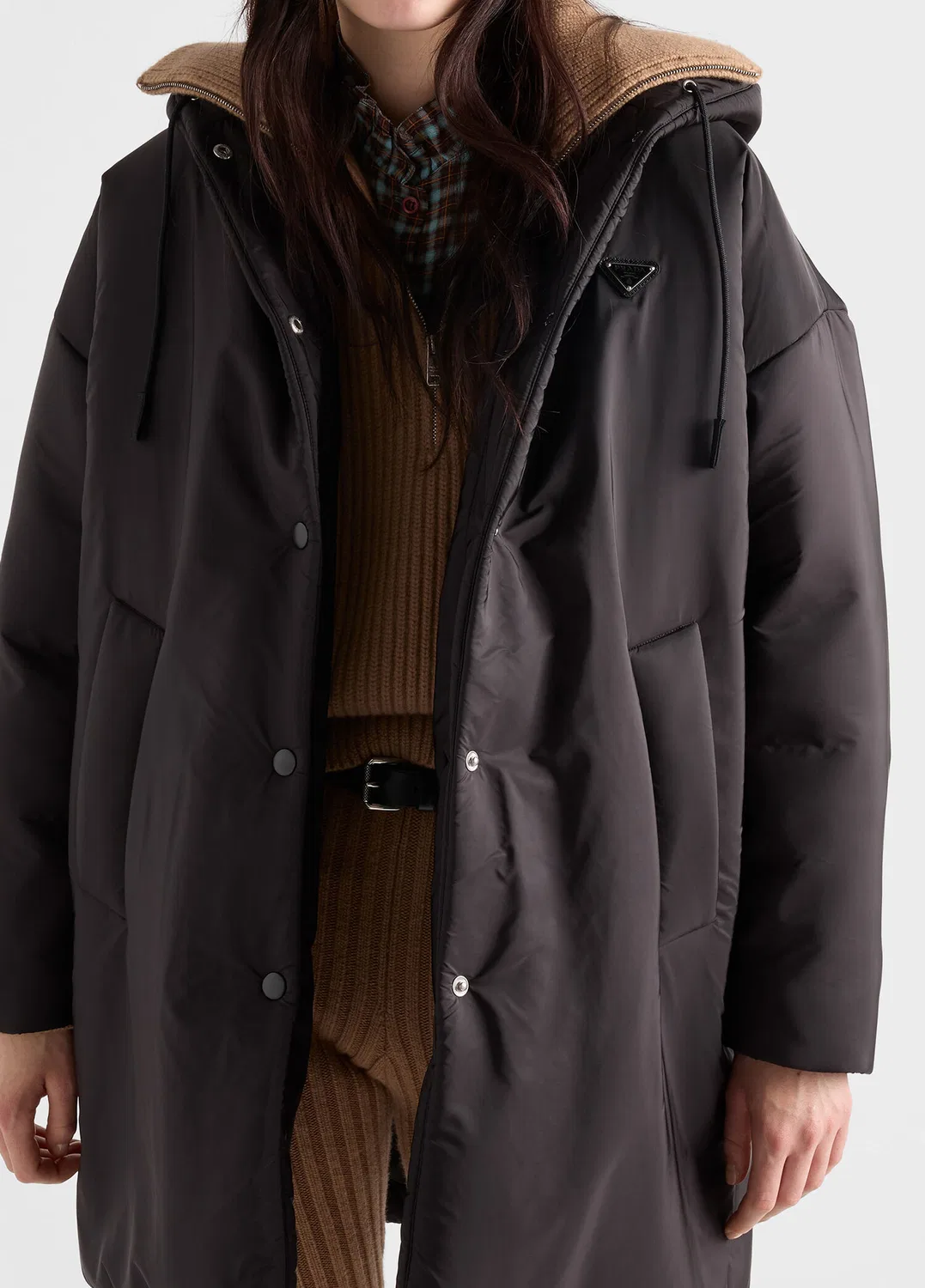 Плащ Prada Re-Nylon, черный — фото 3