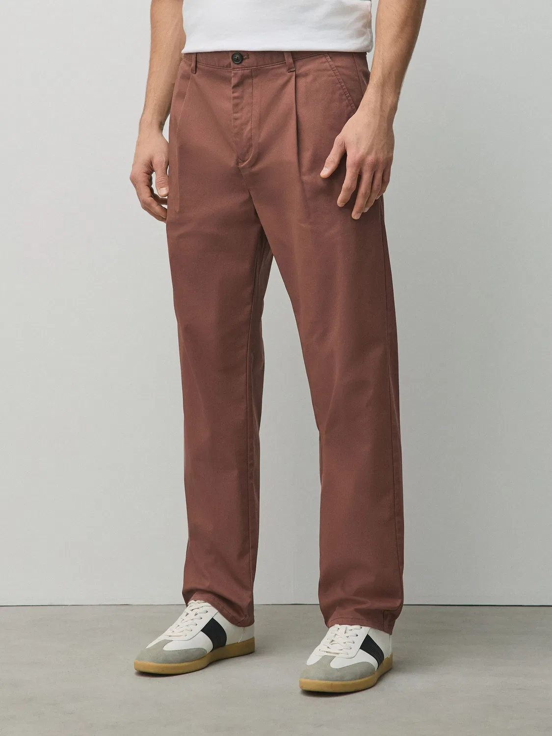 Брюки чинос Regular Tapered Fit Next, ржаво-коричневый