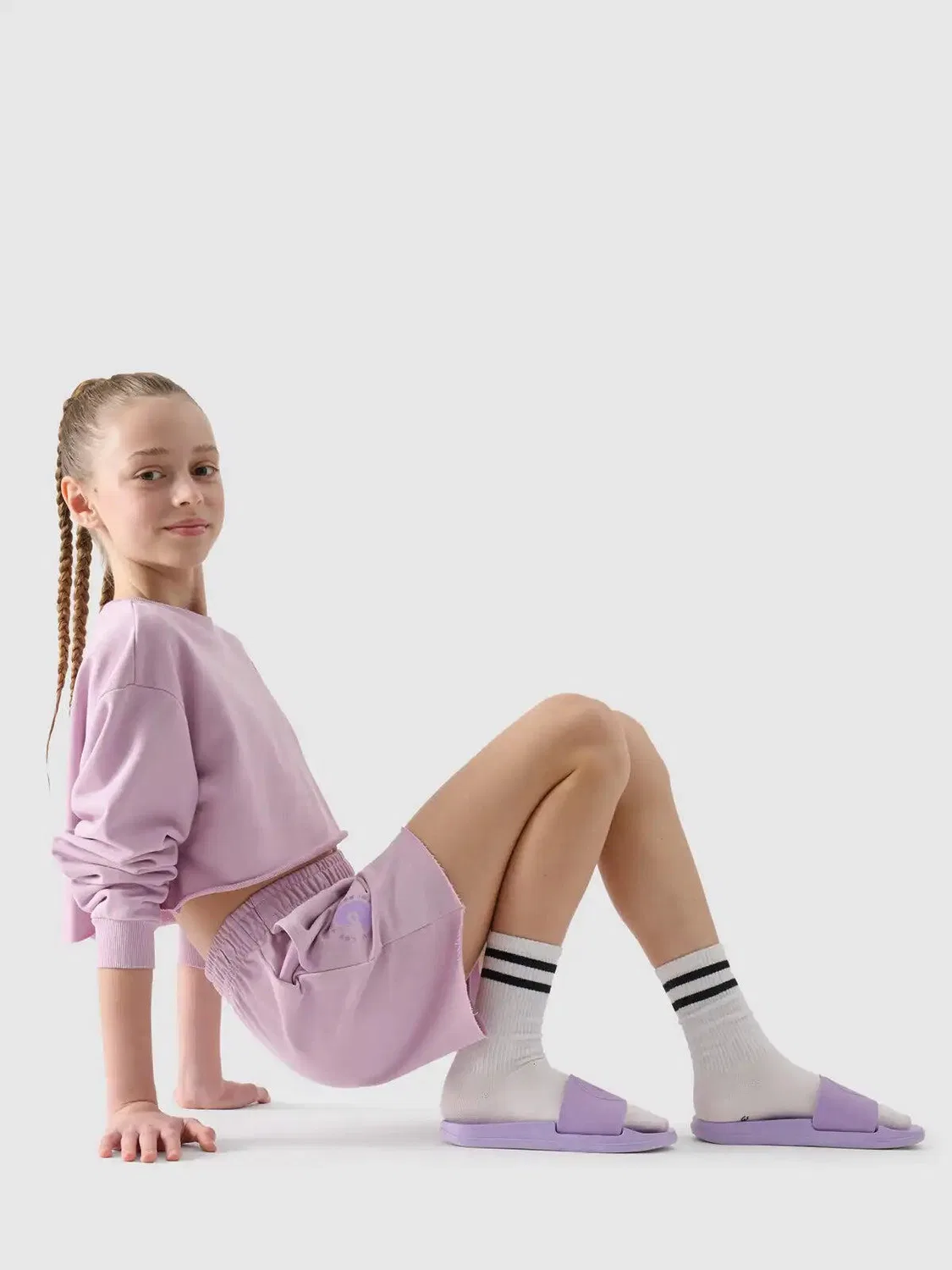 Детские шорты для девочек с эффектом потертости 4F, Violett — фото 3