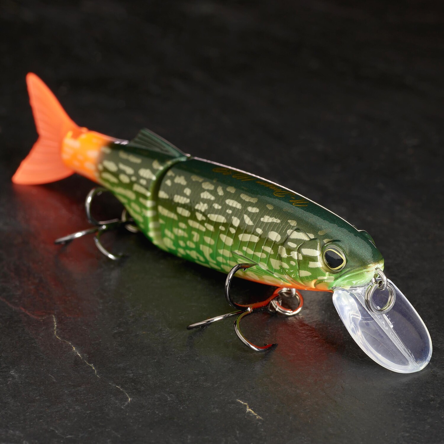 

Искусственная приманка NDENGER 110SP Fire Pike BIWAA