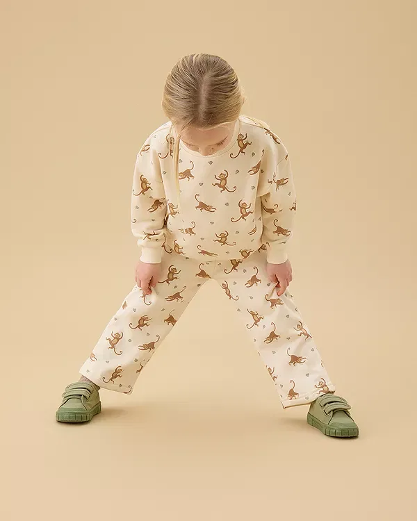 Детский комплект из свитшота и джоггеров с принтом обезьянки Unisex monkey print sweatshirt & jogger set Mori, Monkey — фото 3