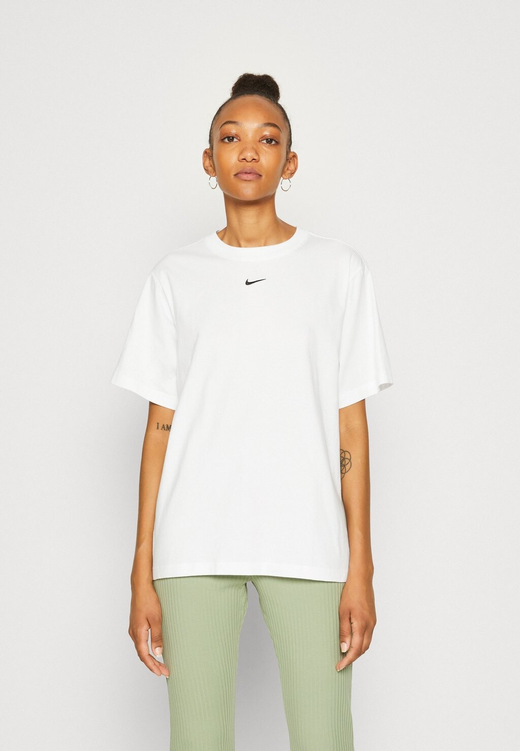 

Базовая футболка Nike, Коричневый, Базовая футболка Nike
