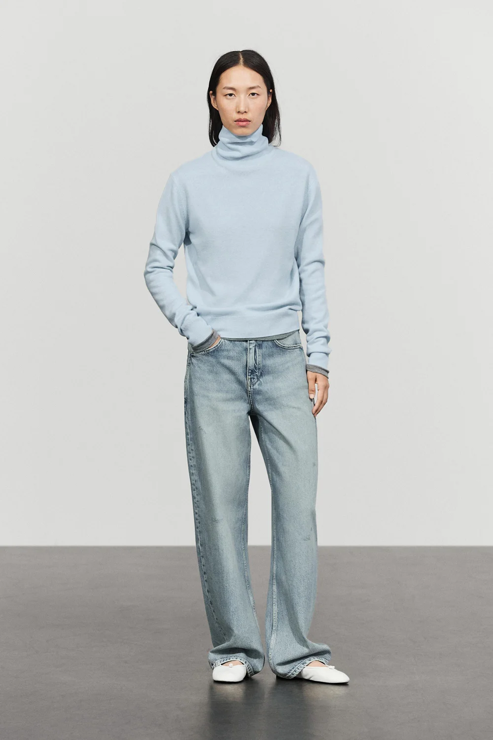 Свитер-водолазка Massimo Dutti Wool Blend Knit, небесно-голубой — фото 4