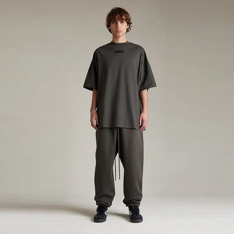 Футболка Fear of God Essentials, черный