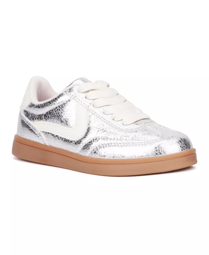 

Детские блестящие кроссовки Little Girls Shimmer Low Top Sneakers Olivia Miller, серебряный