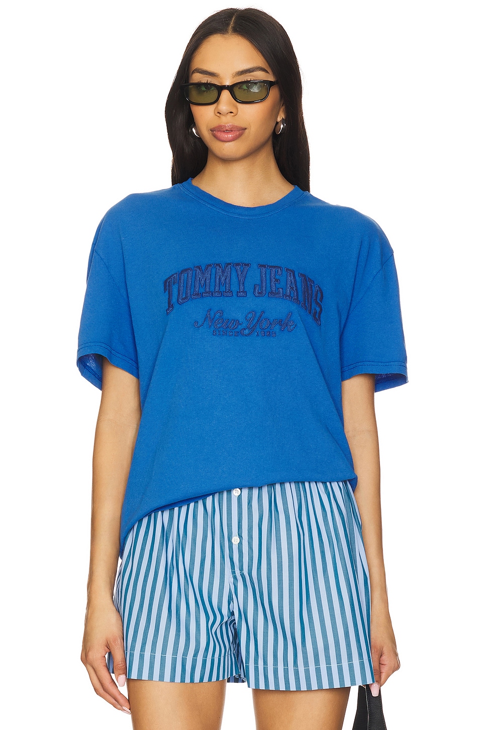 

Винтажная футболка в стиле варсити Tommy Jeans, tempo blue