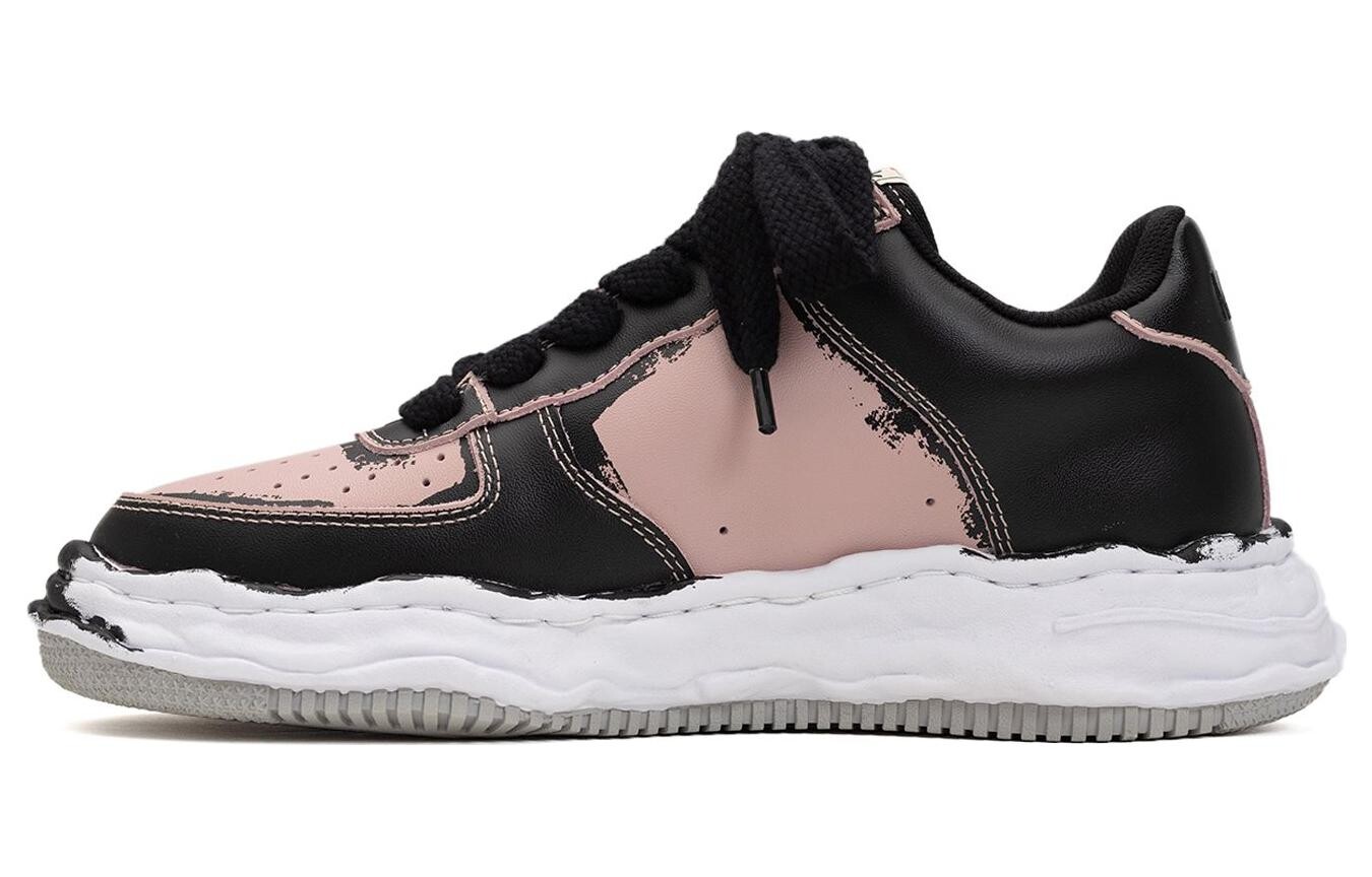 Кроссовки Maison MIHARA YASUHIRO Logo-patch Faded-effect Sneakers, черный/белый