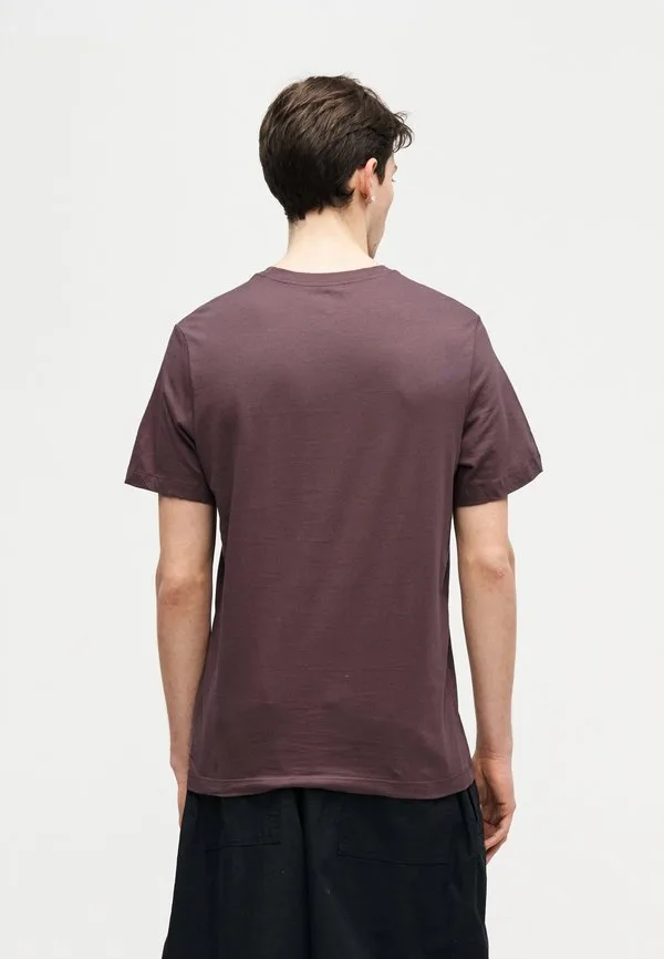 Футболка с принтом tee icon futura Nike Sportswear, Dark Brown — фото 4