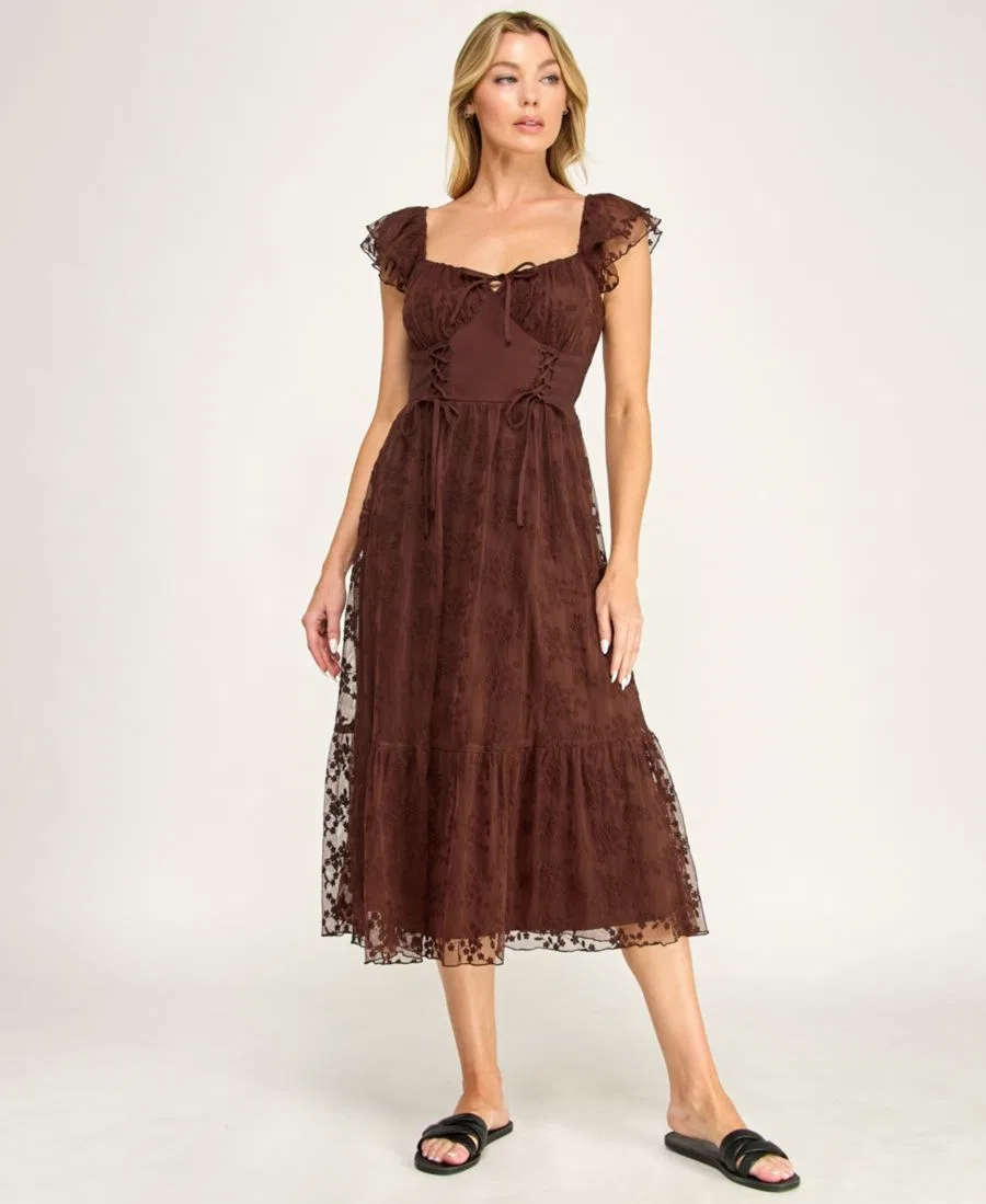 Платье-миди с длинным рукавом и кружевной отделкой, модель Sweetheart-Neck Flutter-Sleeve Lace Midi ROW A, Chicoffee — фото 4