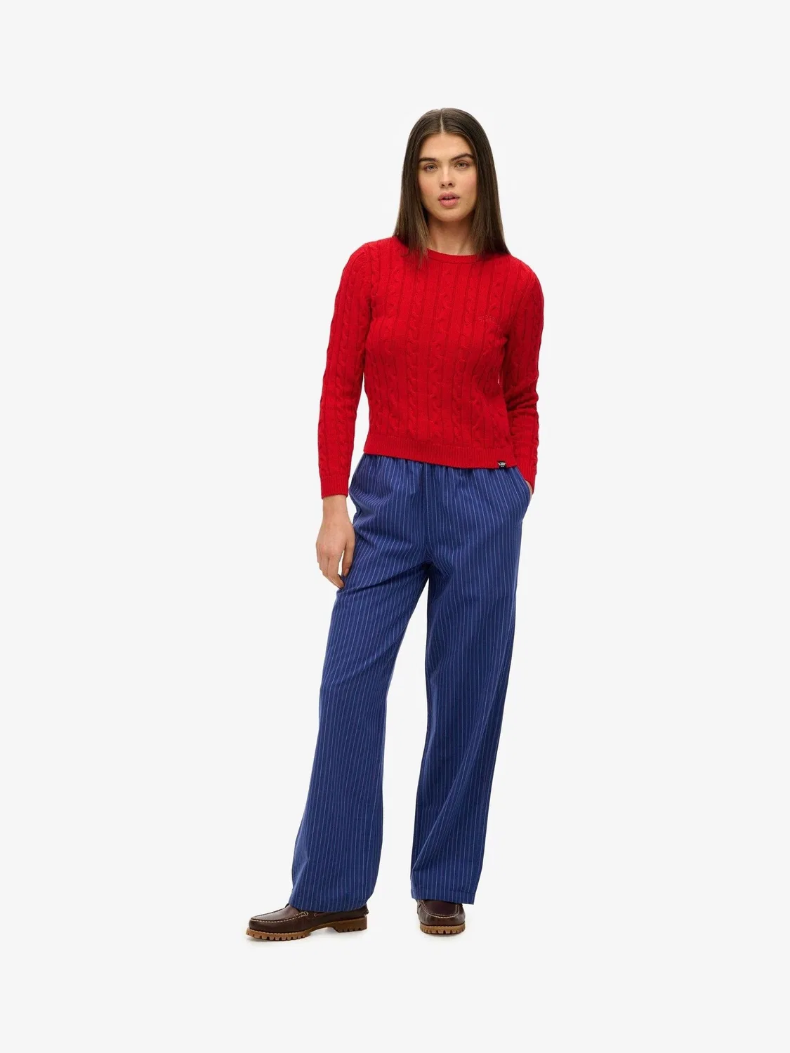 Джемпер женский с косами Superdry Red Essentials Slim Cable Knit Crew Neck Superdry, красный — фото 4