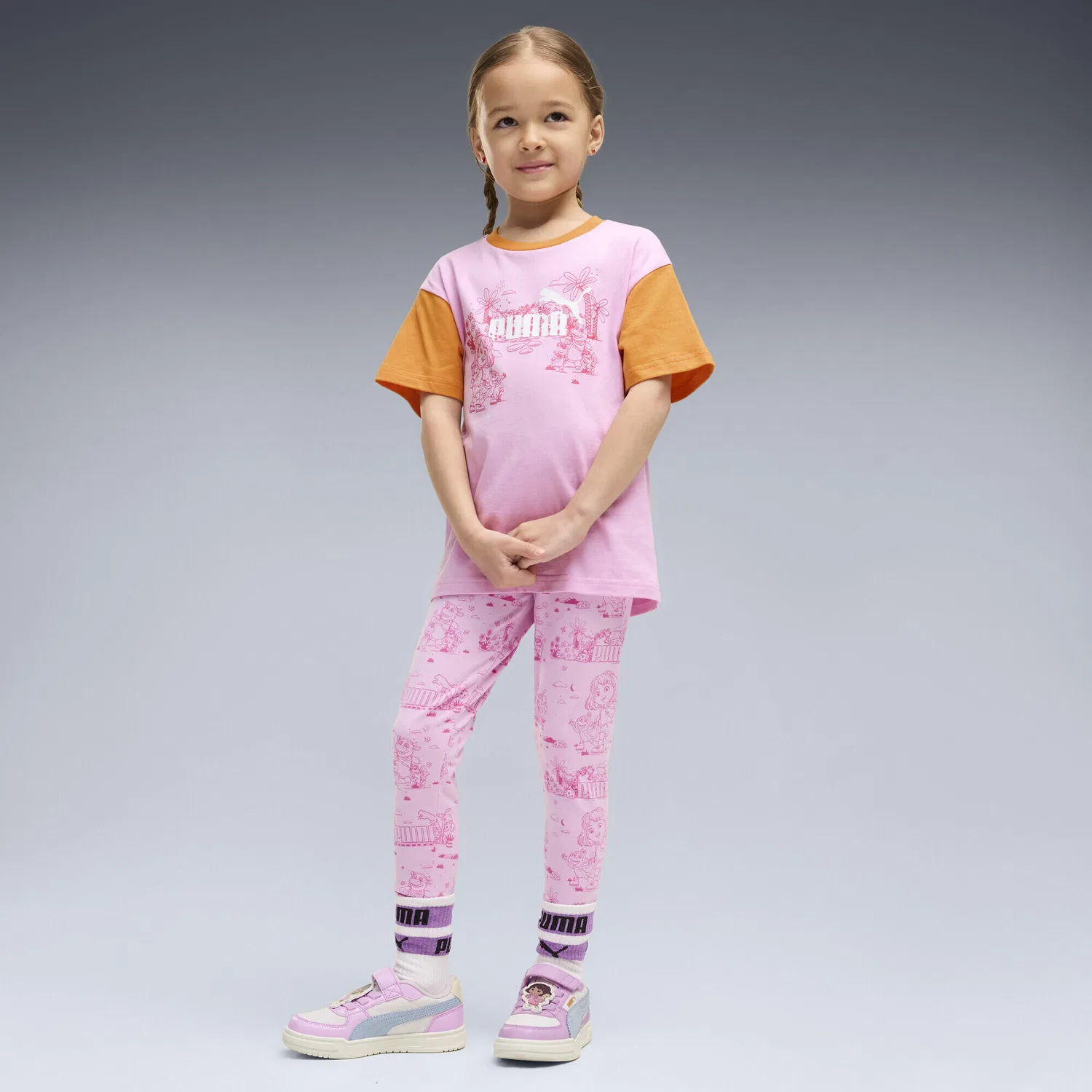 Детские леггинсы с принтом PUMA x DORA THE EXPLORER Puma, Malvenfarben — фото 2