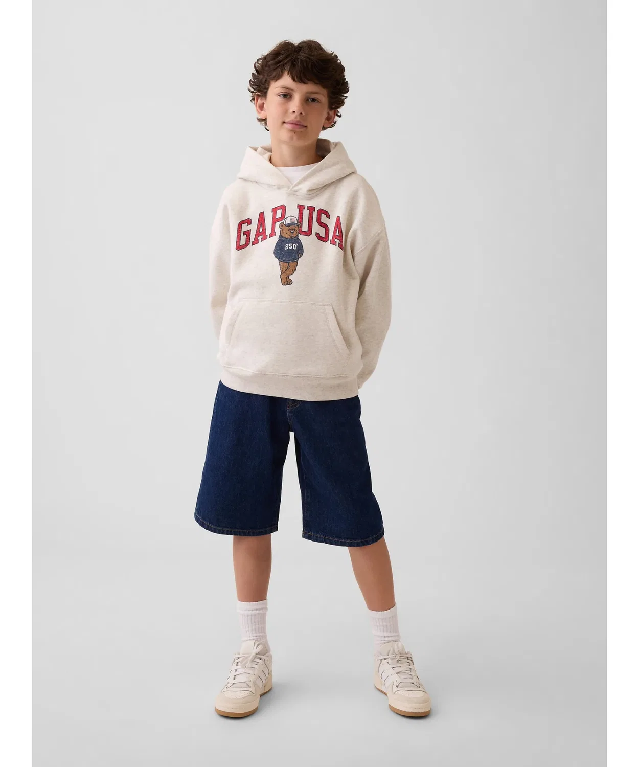 Детский худи с принтом Vintage Soft Relaxed Fit Brannan Bear GAP Logo GAP, Light Grey — фото 3