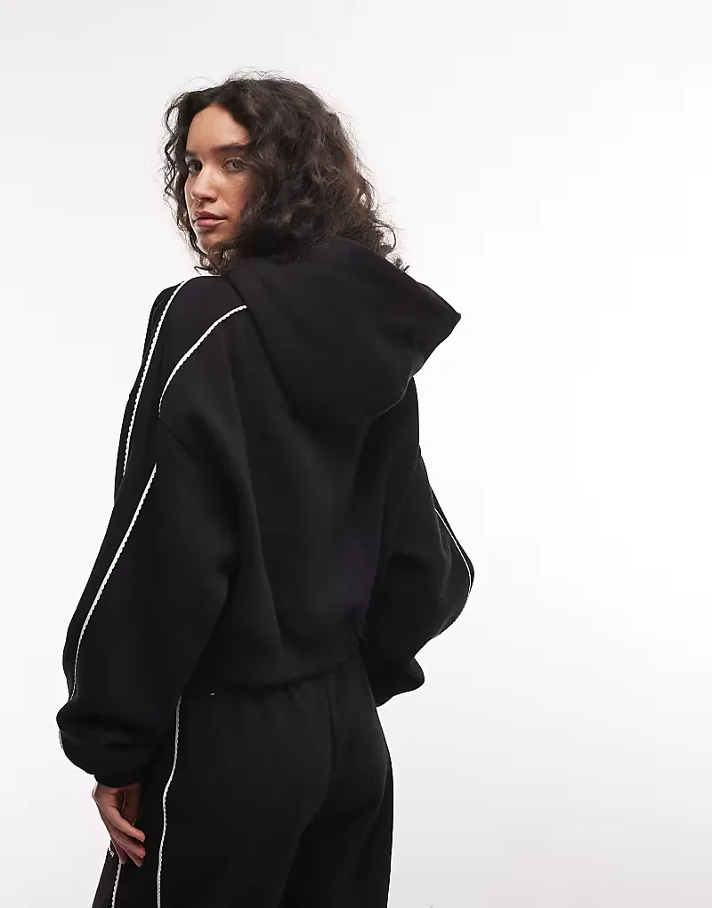 Укороченная толстовка Nike Studio средней плотности с фестончатым краем и черной подкладкой — фото 4