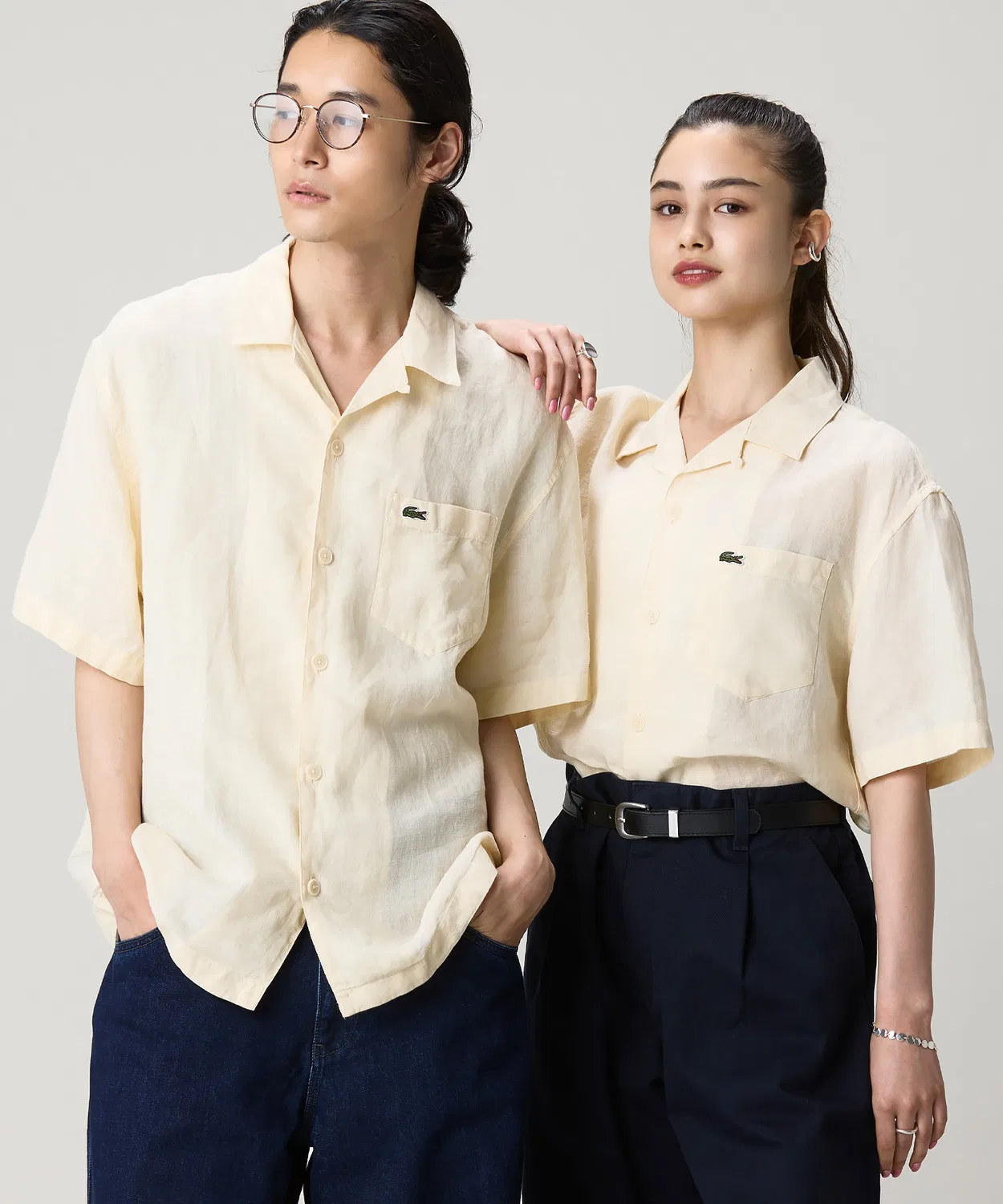 Мужская рубашка с открытым воротом из льна Oversize LACOSTE, Коричневый — фото 4