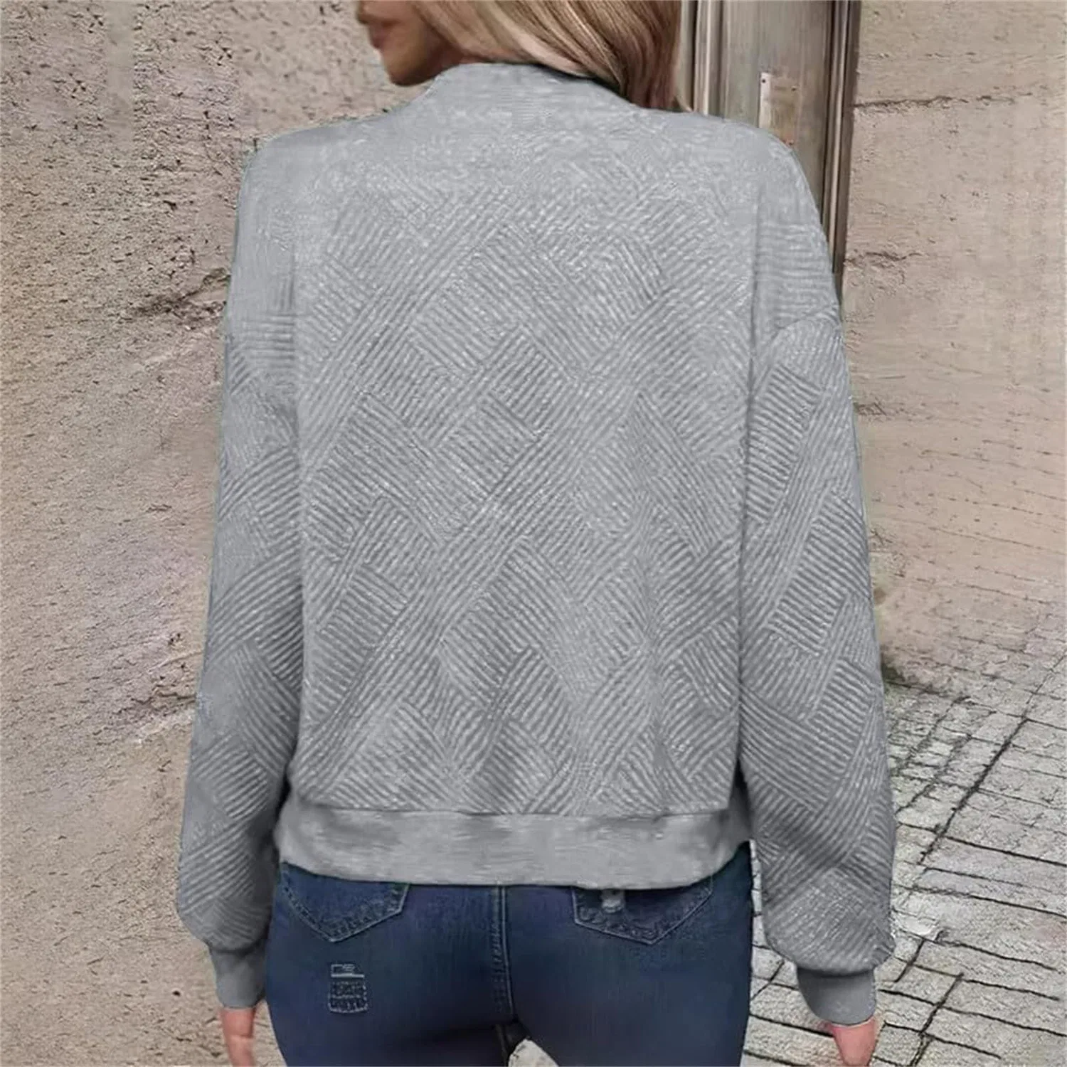 Женская куртка-бомбер с жаккардовым узором и молнией, модель Bomber Jackets Women Elegant Knitted Jacquard Zip Up Flight Jackets, Grigio — фото 3