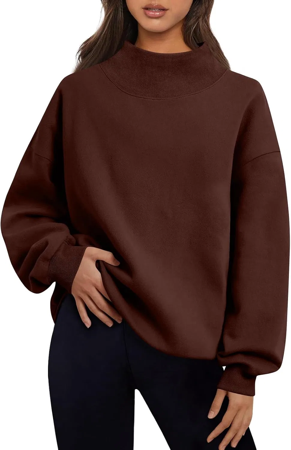 Женский свитшот с воротником-хомутом, модель Turtleneck, кофейный