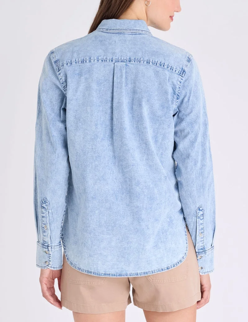 Женская рубашка U.S. Polo Assn. Long Sleeve Multi-Tonal Chambray, светло-синий — фото 2