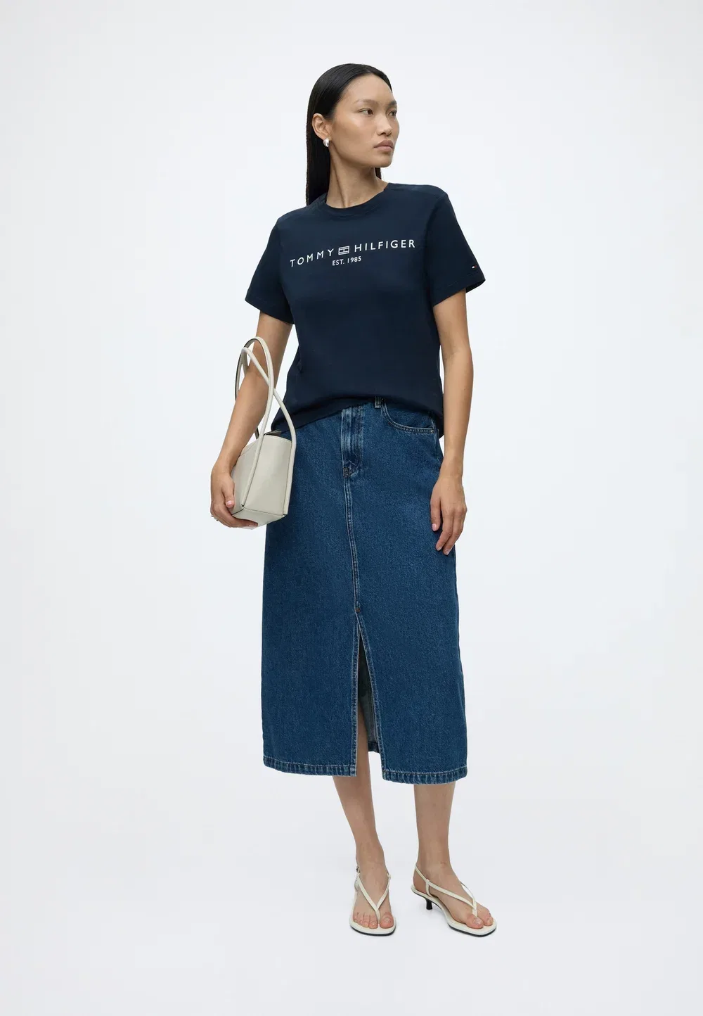 Логотип корпорации - базовая футболка Tommy Hilfiger, Dark Blue — фото 2