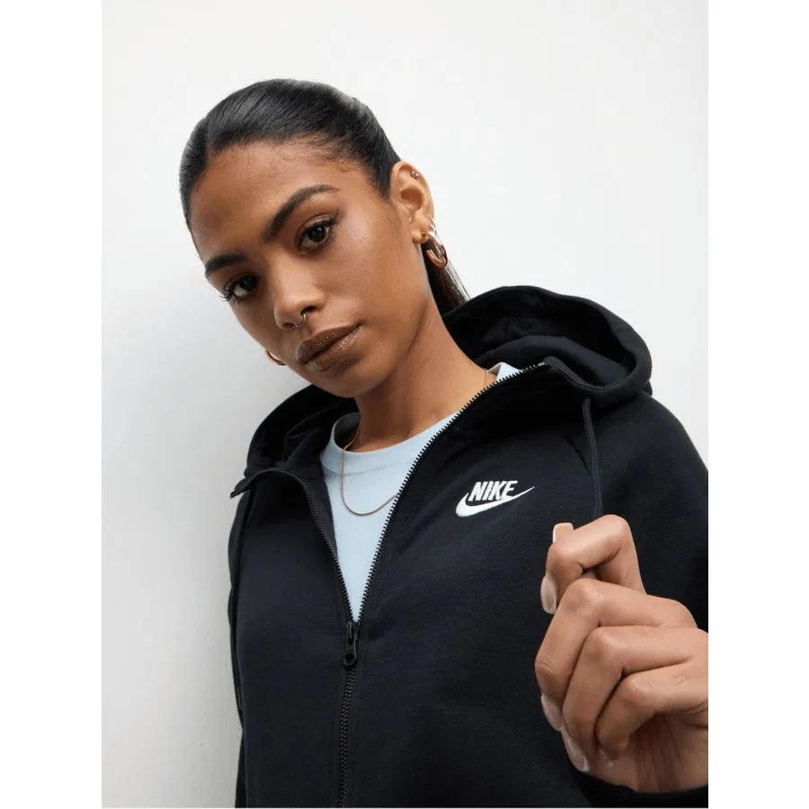 Женский худи с капюшоном и полной молнией Sportswear Essential Nike, Черный — фото 4