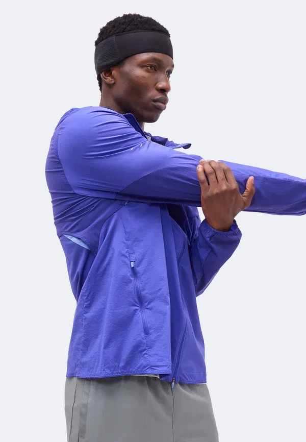 Ветровка Dri-fit Stride Nike Performance Deep Royal Blue, Lapis, Royal Pulse, синий — фото 4