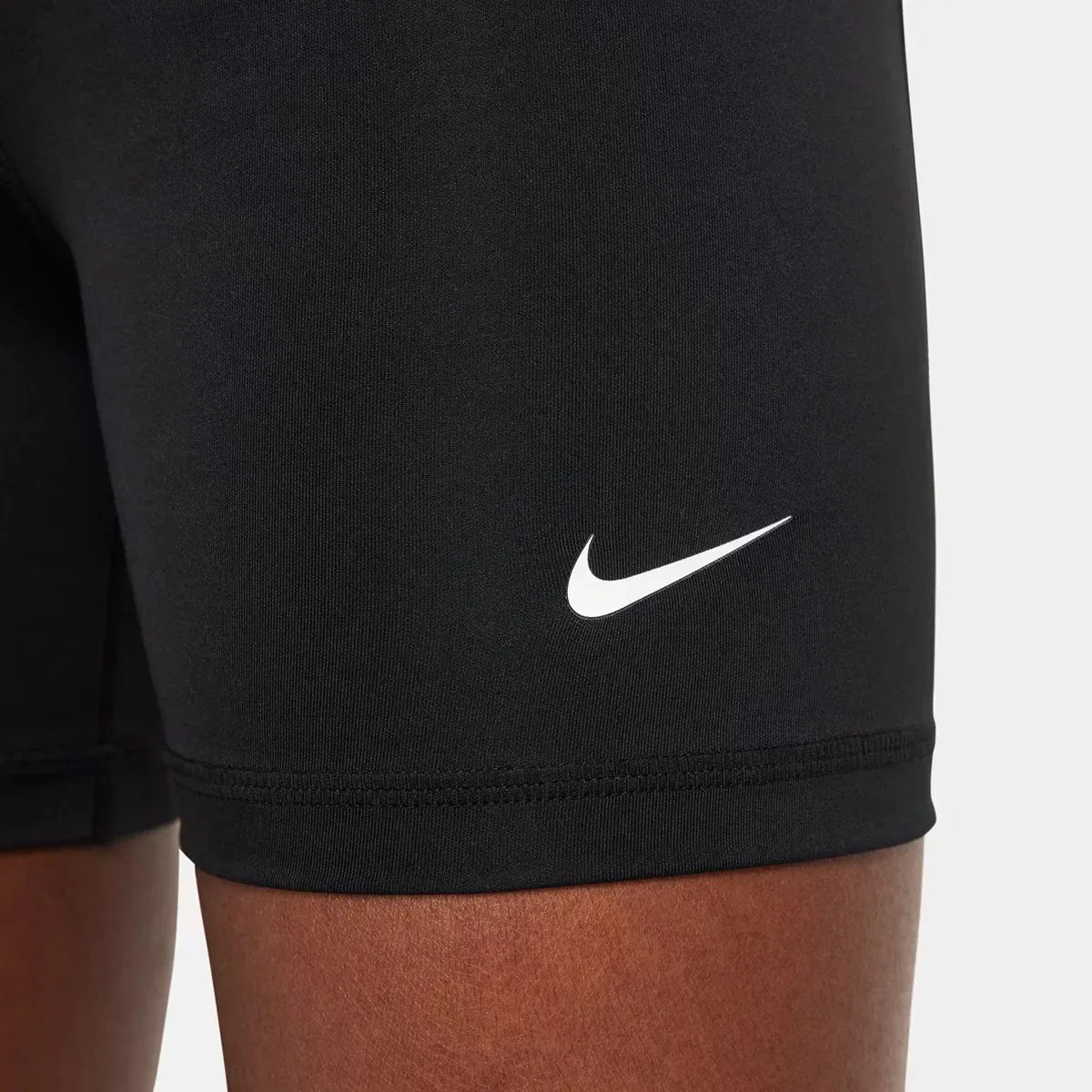 Детские шорты для девочек с технологией Dri-FIT Nike, Negro — фото 4