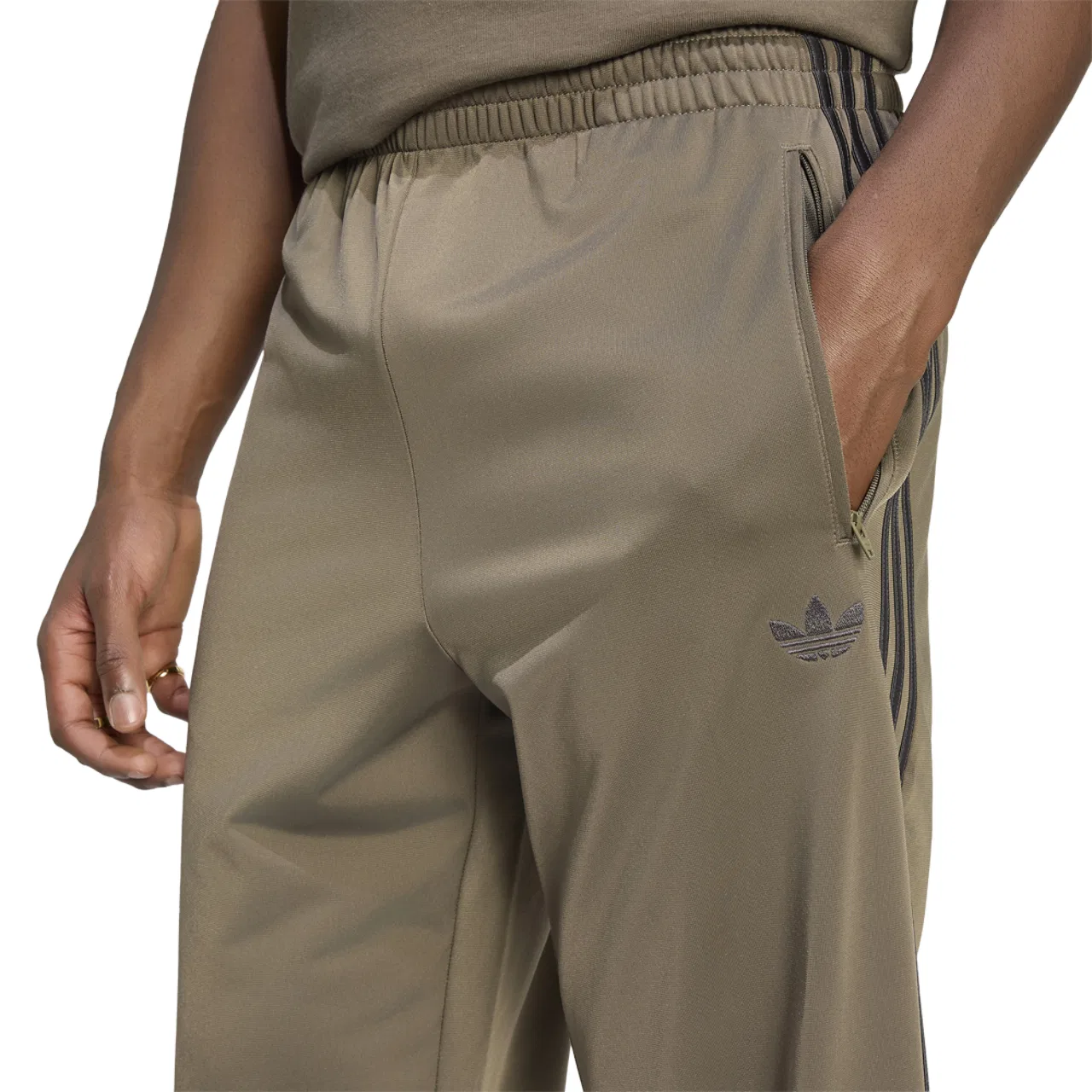 Мужские спортивные штаны с утяжкой Firebird Track Pants adidas, Black Olive Branch — фото 3