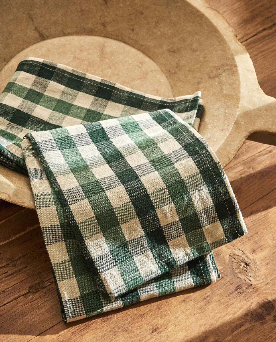 

Кухонные полотенца из окрашенной нити (2 шт.) Zara Home, зеленый