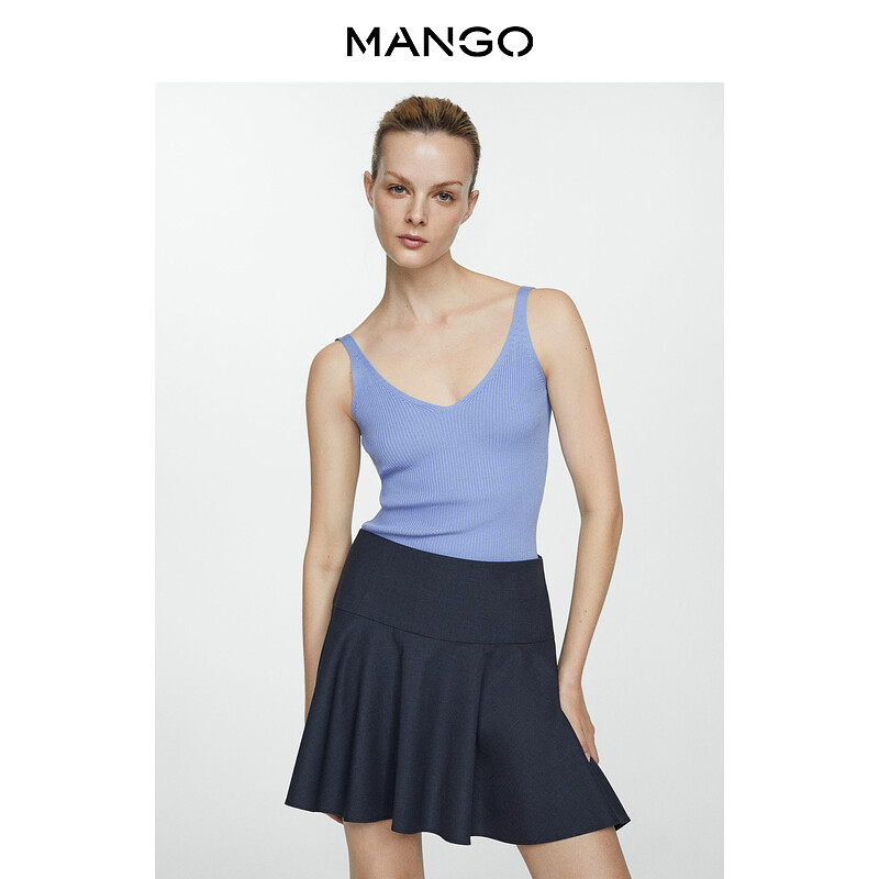 

Топ Mango с V-образным вырезом, светло-голубой