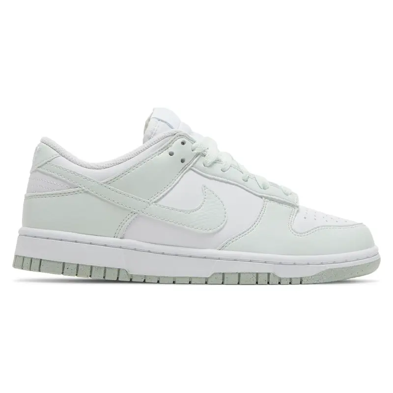 Кроссовки Nike Wmns Dunk Low Next Nature 'White Mint', зеленый