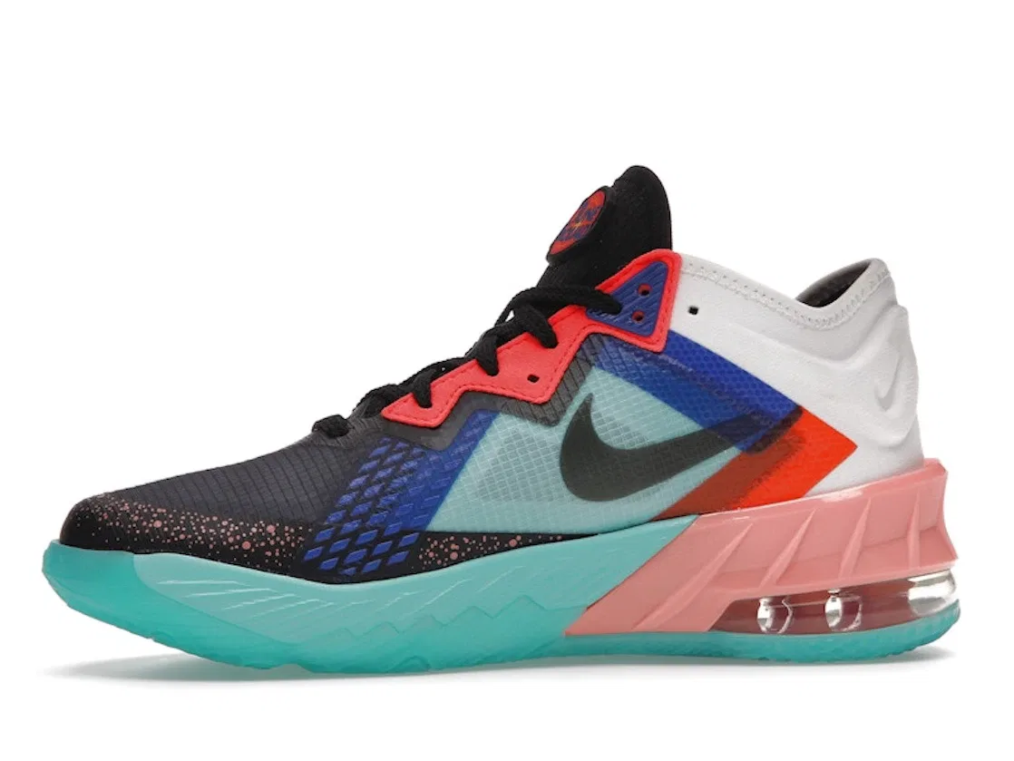 Детские кроссовки для мальчиков Nike LeBron 18 Low, Summit White/Dynamic Turquoise-Crimson Bliss-Black — фото 3