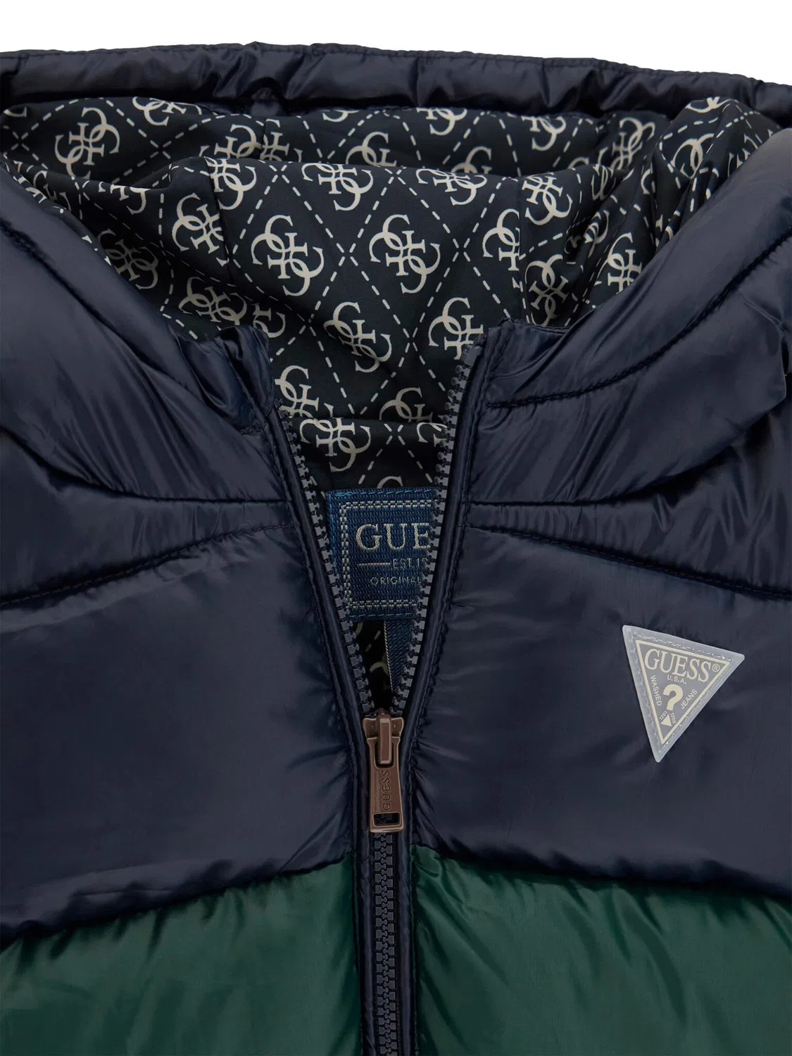 Зимняя куртка стандартного кроя для мальчика Guess, зеленый — фото 4