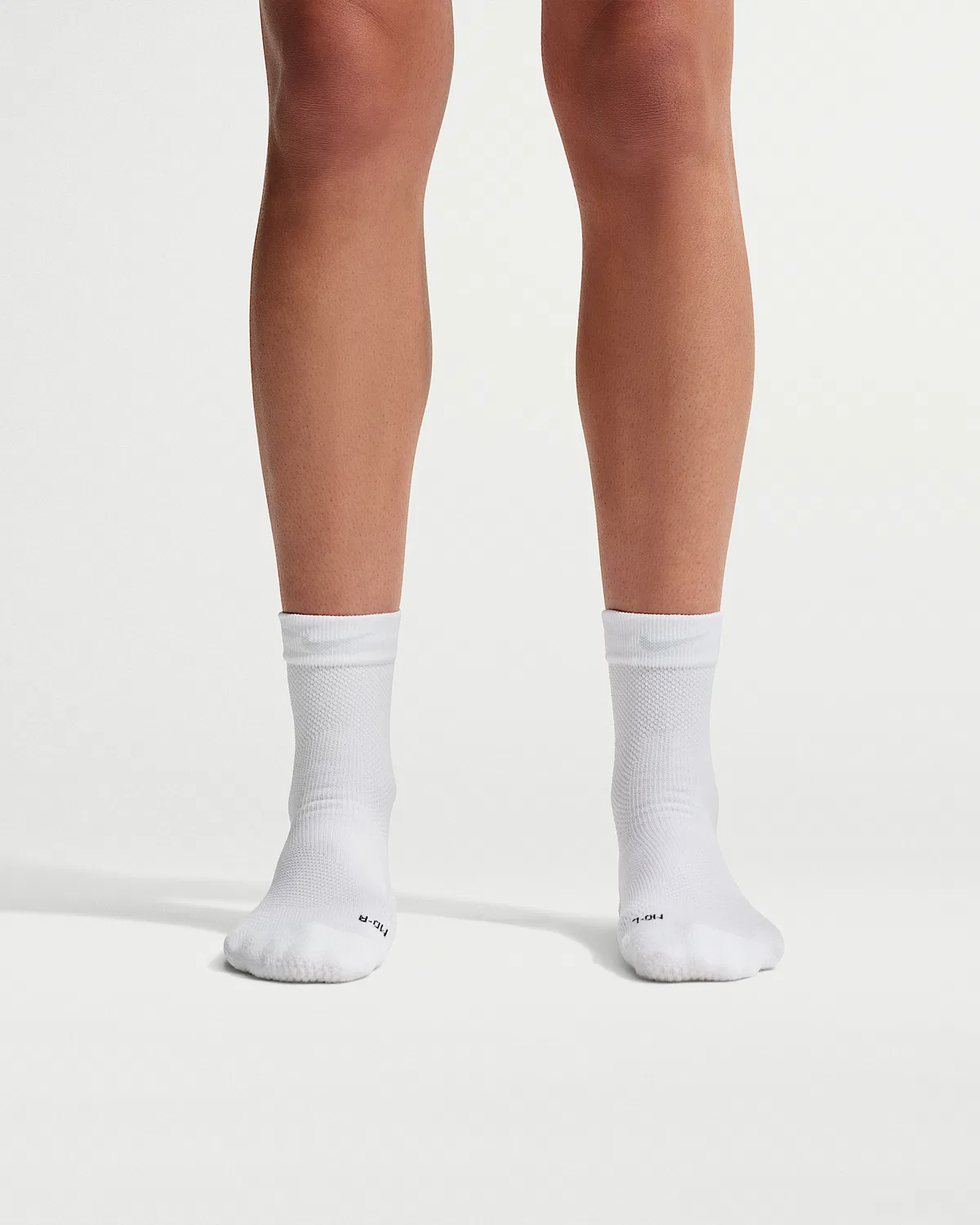 Nike Run Running Micro-Crew Socks (1 пара) Lightweight, White/Black/Pure Platinum — фото 2