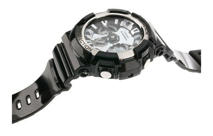 

Мужские молодежные черные часы GA-200BW-1A CASIO