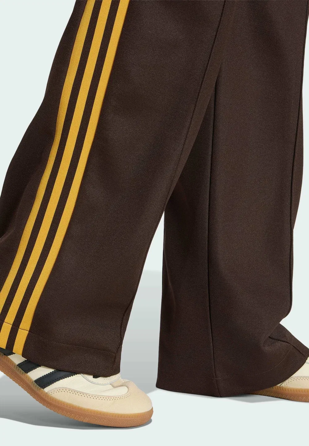 Классические спортивные штаны - брюки от спортивного костюма Adidas Originals, Aurora Coffee Preloved Yellow — фото 4